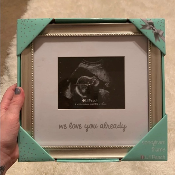 Picture frames - Picture 3 of 3